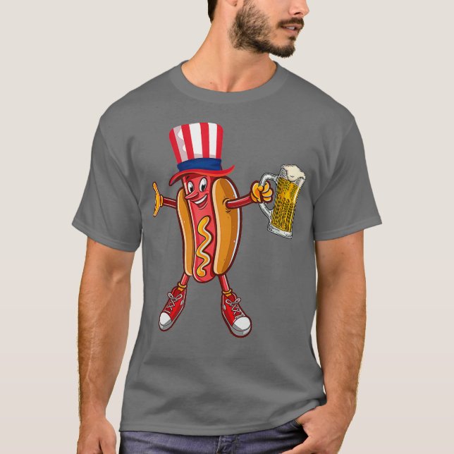 Funny Hot Dog US Flag Hat Drink Beer für 4. T-Shirt (Vorderseite)