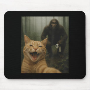 Funny Katze überrascht glücklich Selfie mit Bigfoo Mousepad
