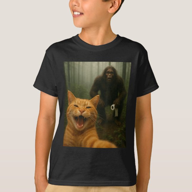 Funny Katze überrascht glücklich Selfie mit Bigfoo T-Shirt (Vorderseite)