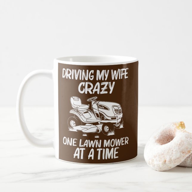 Funny Lawn Mowing Geschenk Frauen Mama Rasenmäher  Kaffeetasse (Mit Donut)