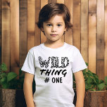 Funny Leopard Print T-Shir T-Shirt<br><div class="desc">Dieses niedliche und lustige Design ist perfekt für Ihre Kinder. Es enthält das Zitat "Wild Thing, (#), " (das auf eine beliebige Zahl angepasst werden kann) in Leopardengeflecht schwarze Typografie drucken. Es ist modern, spielerisch, unterhaltsam und cool; das perfekte Design, um Ihre Kinder zu schenken. (Matching Shirts sind für Mama...</div>