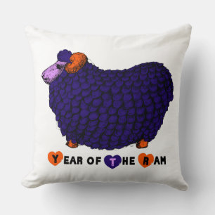 Funny Lila Ram Chinese Year Zodiac Square P Kissen
