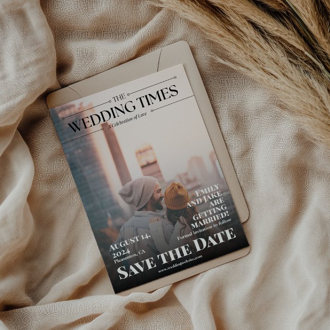 Funny Magazine Newspaper Wedding Foto Save The Date (Von Creator hochgeladen)