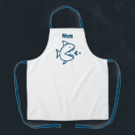 Funny Mama Shark Blue Weiße Küche Schürze<br><div class="desc">Fügen Sie etwas Spaß beim Kochen und Backen mit dieser Funny Mama Hai Blue White Kitchen Schürze. Es ist mit Mutterhai entwickelt, die kleinere Fische jagen, zentriert auf der Vorderseite der weißen Schürze in Marineblau. Angepasst mit "Mom" in passendem blauen Text. KLICKEN SIE AUF VORLAGENOPTION PERSONALISIEREN, UND GEBEN SIE IHREN...</div>