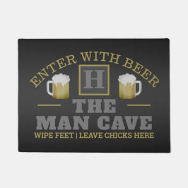 Funny MAN CAVE mit Monogram und Bier auf GRAU Fußmatte