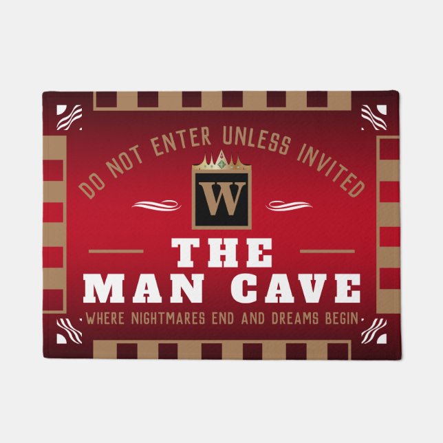 Funny MAN CAVE mit Monogramm | RED Welcome Fußmatte (Vorderseite)