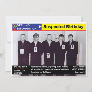 Funny Mens Birthday Police Line Up Schwarz und Wei Einladung