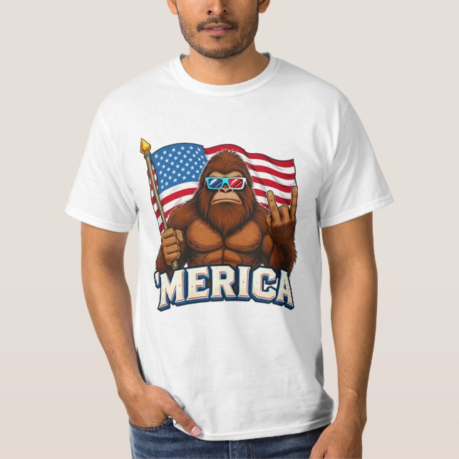 Funny Merica Bigfoot T-Shirt, Patriotic Sasquatch  T-Shirt (Vorderseite)