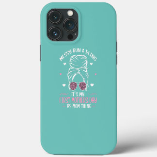 Funny Messy Bun Zitat für MomWith Bun mein erstes iPhone 13 Pro Max Hülle