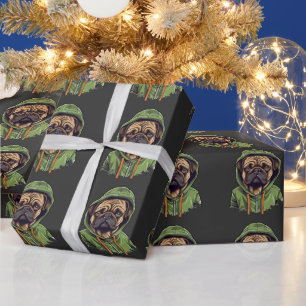 Funny Mops Trading a Green Hoodie Geschenkpapier