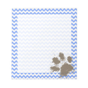 Funny Muddy Paw Print auf Blue Zickzack Notizblock