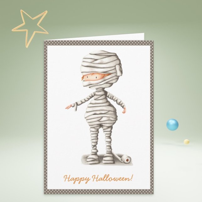Funny Mummy Toilettenpapier Son Halloween Feiertag Karte (Children Halloween Card with a kid in a mummy costume made with toilet paper)