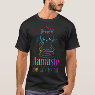 Funny Namaste Zuhause mit meiner Katze Namastay Ze T-Shirt