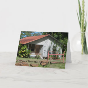 Funny New Address Card Fected Yard. Ankündigung