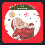 Funny Niedlich Red and Green Monogram Christmas Sa Quadratischer Aufkleber<br><div class="desc">Bist du für den Weihnachtsmann gewartet? Er kommt mit diesem niedlichen Geschenk für dich. :) Wählen Sie diesen großen Weihnachtsmann kommt Weihnachtsaufkleber, der nur für Sie entworfen wurde. PS: Sie können diese lustige und niedliche Illustration sogar durch Ihr eigenes Foto mit dem Weihnachtsmann (oder ein Foto mit dem Weihnachtsmann und...</div>