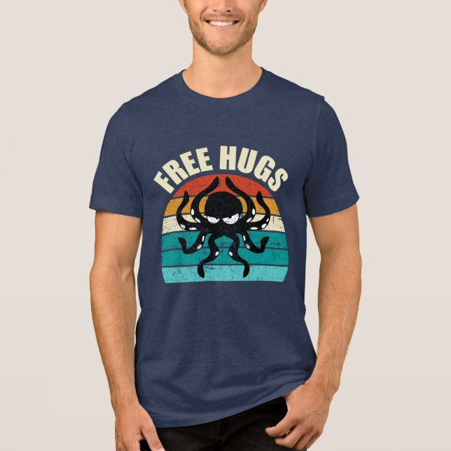 Funny Octopus Free Hugs Cephalopod Spaß Tri-Blend Shirt (Vorderseite)