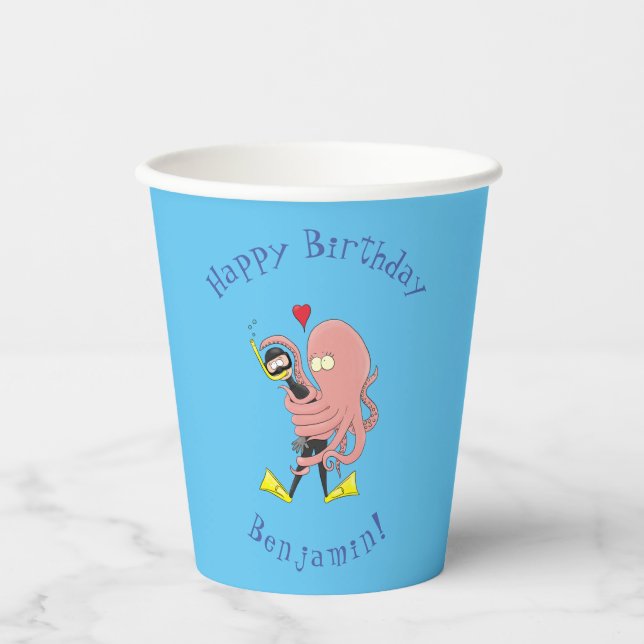 Funny octopus umarmt Taucher Cartoon Spaß Pappbecher (Vorderseite)
