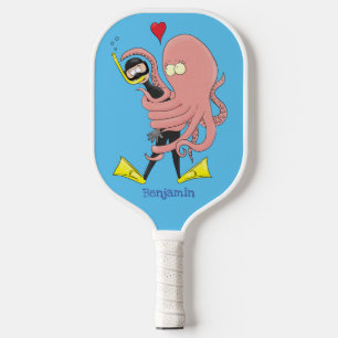 Funny octopus umarmt Taucher Cartoon Spaß Pickleball Schläger