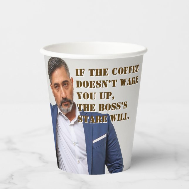Funny Office-Kaffeekuchen mit Boss-Nachricht Pappbecher (Vorderseite)