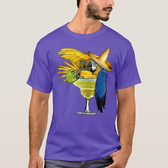 Funny Parrot in Margarita Trinkglas T-Shirt (Vorderseite)
