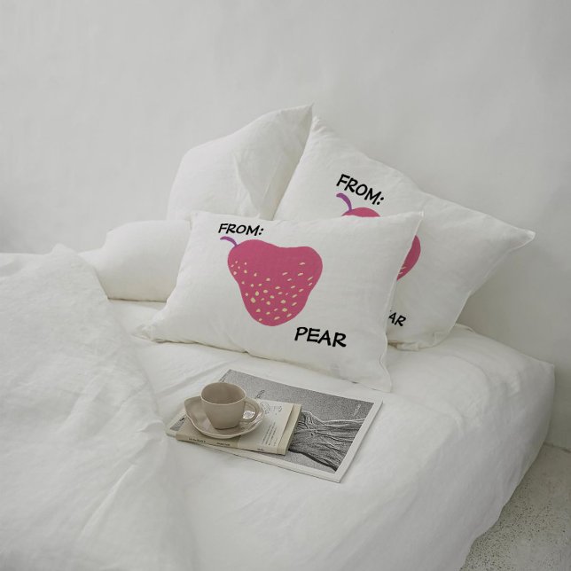Funny Pear Pun – “From: Pear” Pop Art Fruit Canva Dekokissen (Von Creator hochgeladen)