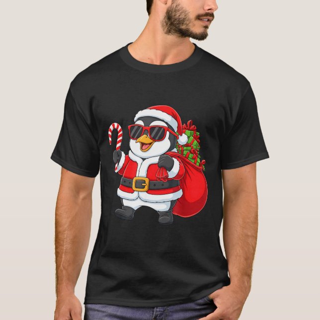 Funny Penguin Christmas Santa Outfit Xmas Boys Gir T-Shirt (Vorderseite)