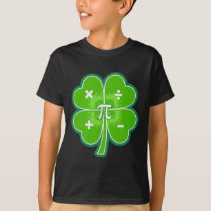 Funny Pi Day Math Patricks Day Kleeblatt Grün T-Shirt