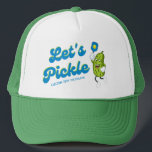 Funny Pickle Pielen Pickleball Benutzerdefinierter Truckerkappe<br><div class="desc">Ein super lustiger Pickleball-Hut mit einem lustigen Cartoon-Paddel mit einem Pickleball Paddle und einem coolen Schriftart,  der "Let's Pickle" liest Fügen Sie Ihren eigenen Text - Spieler Name,  Teamname,  Clubname,  etc. Ideal für ein Pickleball-Turnier,  Geburtstagsparty,  Pickleball Club Party oder jeden Tag Spaß. Pickleball - der beste Sport aller Zeiten!!</div>
