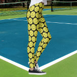 Funny Pickleball Gelber Ball und Schwarzer Sport Leggings<br><div class="desc">Die Leggings für Pickleball-Liebhaber! Ein gelbes Pickleball ist Set vor schwarzem Hintergrund. Ändern Sie einfach die Hintergrundfarbe,  indem Sie auf Anpassen klicken und dann zum Farbwähler scrollen. Ideal für lustige Pickleball-Spiele und Turnierspiele oder einfach nur mit Ihren Pickleball-Freunden herumhängen.</div>