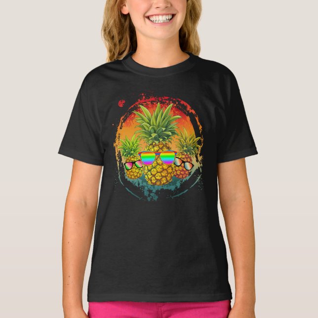 Funny Pineaple Summer Vibes T-Shirt (Vorderseite)