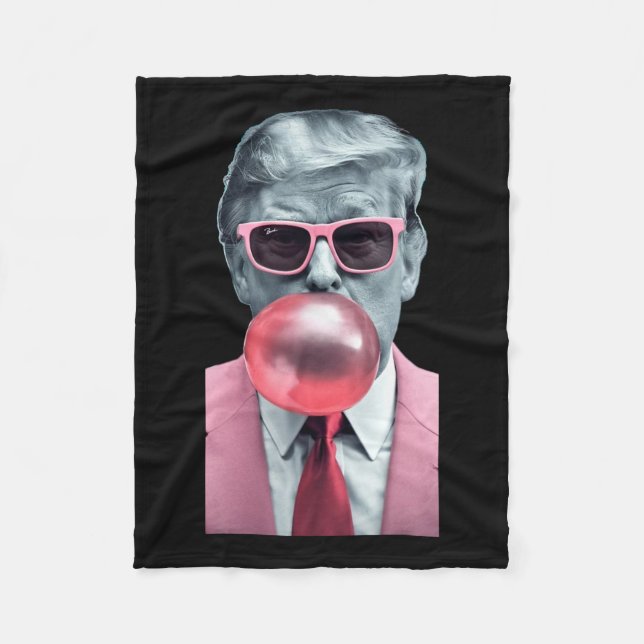 Funny Pink Trump Bubble Gum Yum T-Shirt Fleecedecke (Vorderseite)