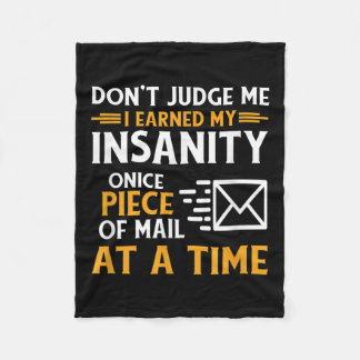 Funny Postal Mail Carrier Kurier Quote Fleecedecke