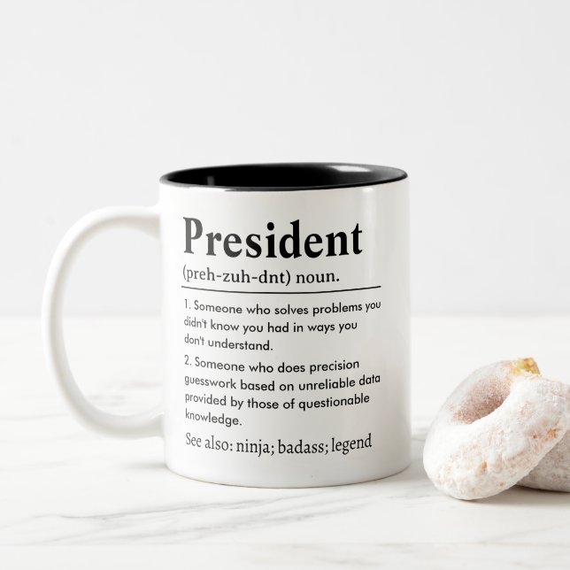 Funny President Definition Zweifarbige Tasse (Mit Donut)