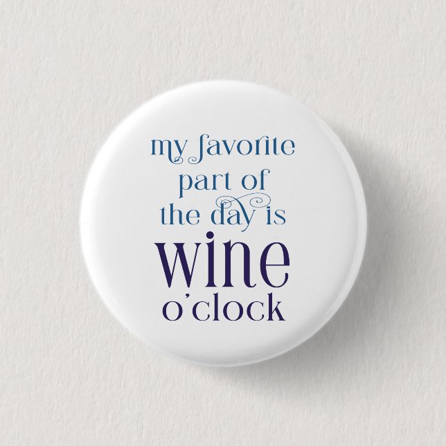 Funny Purple WIne O'Clock Button (Vorderseite)