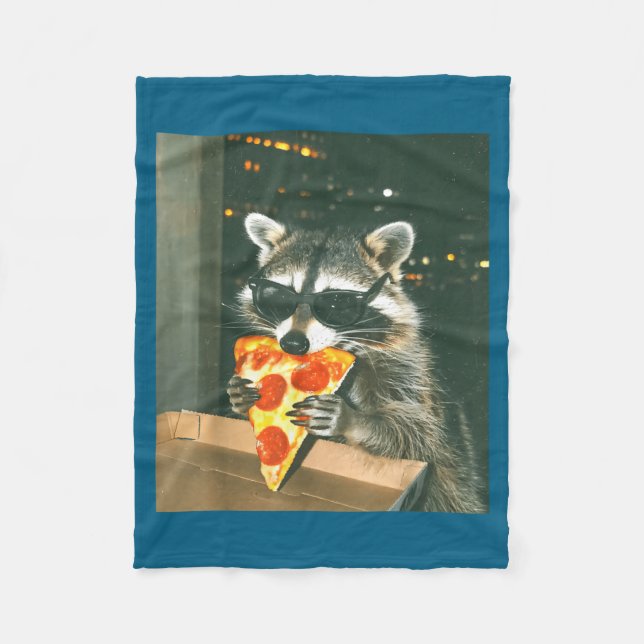 Funny Raccoon Eating Zza Animal Meme Men Women Kid Fleecedecke (Vorderseite)