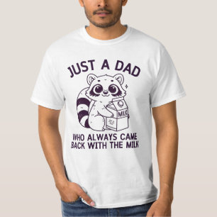 Funny Raccoon kam immer wieder mit der Milch zurüc T-Shirt