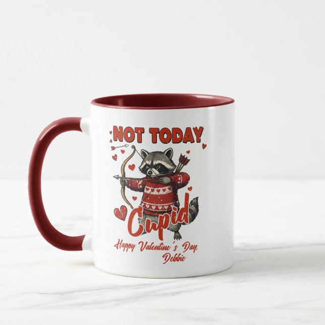 Funny Raccoon Valentine Mug – "Not Today" Cupid Tasse (Links)