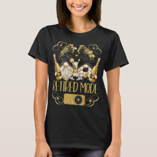 Funny Rentirement Gnomes für wiedergeborene Frauen T-Shirt