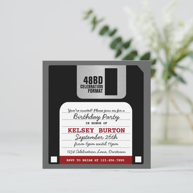 Funny Retro Floppy Disk Party Einladung (Stehend Vorderseite)