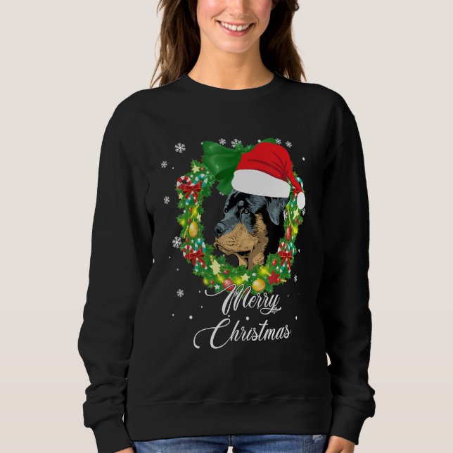 Funny Rottweiler Dog Schnee Weihnachtshutte Tree Sweatshirt (Vorderseite)