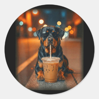 Funny rottweiler drinking iced coffee lover dog runder aufkleber