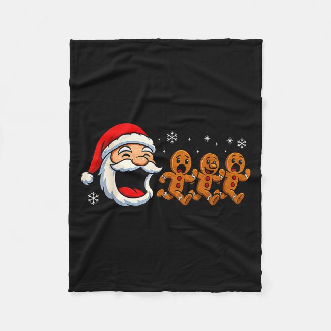 Funny Santa Chasing Gingerbread Christmas Cookie  Fleecedecke (Vorderseite)