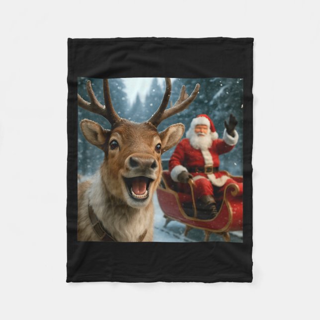 Funny Santa Claus In Sleigh With Reindeer Christma Fleecedecke (Vorderseite)