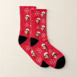 Funny Santa Face Foto & Snowflake Weihnachts-Spaß Socken<br><div class="desc">Diese lustigen Socken,  mit individuellem Weihnachtsgesicht und Schneeflocken,  wären ein wunderbares Weihnachtsgeschenk für jeden! Fügen Sie einfach das Foto des Gesichts hinzu,  indem Sie auf "Personalisieren" klicken.</div>