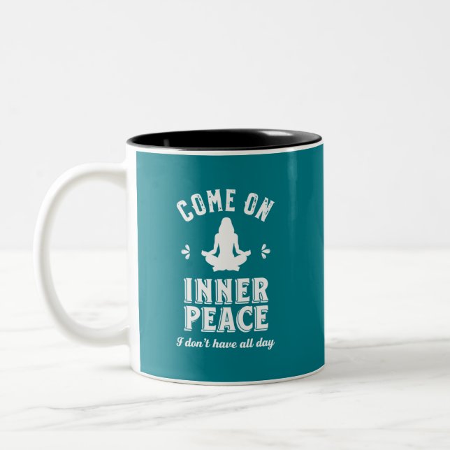 Funny Sarcastic Yoga Meditation Inner Peace Zen Zweifarbige Tasse (Links)