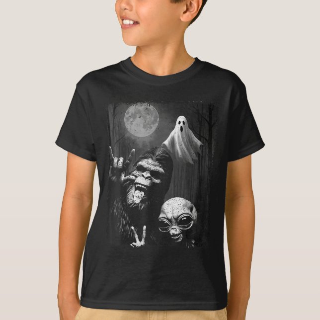 Funny Sasquatch &amp; Alien Rock On Hand Sign Ghos T-Shirt (Vorderseite)