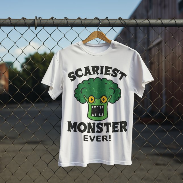 Funny Scariest Monster Ever T-Shirt (Von Creator hochgeladen)