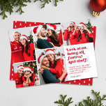 Funny Schau uns 5 Foto Collage Weihnachten<br><div class="desc">Diese lustige 5-Foto-Collage-Urlaubskarte zeigt Retro-Stil Typografie mit dem Titel "Schauen Sie uns an, wir sind alle festlich und so" in Rot auf weißem Hintergrund. Don diese Weihnachtsmannmützen, Rentierfresser, hässliche Pullover, oder andere offensichtliche Weihnachtsbekleidung und Accessoires. Dann schnappen Sie ein paar Fotos. Laden Sie Ihre Favoriten hoch, und voila - Sie...</div>