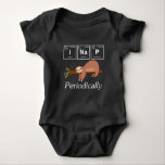 Funny Science Pub Chemie Sloth Nickerchen Lover Baby Strampler<br><div class="desc">Funny Science Pun Chemistry Sloth Nickerchen Lover. Unglaublich witzig Scientist und Chemist Geschenk.</div>