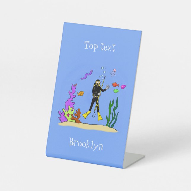 Funny Scuba Diver und Fischarten Cartoon Sockelschild (Vorderseite)